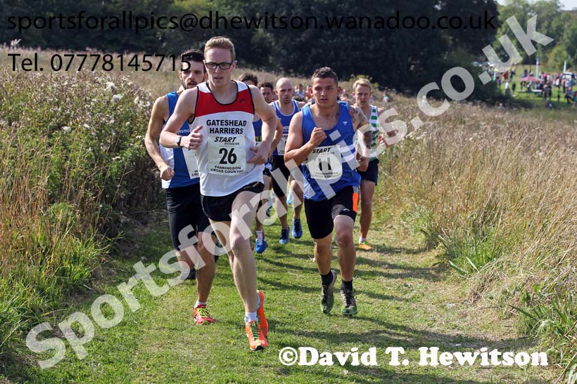 Senior mens relay Sunderland Harreirs Cross Country. Photo: David T. Hewitson/Sports for All Pics